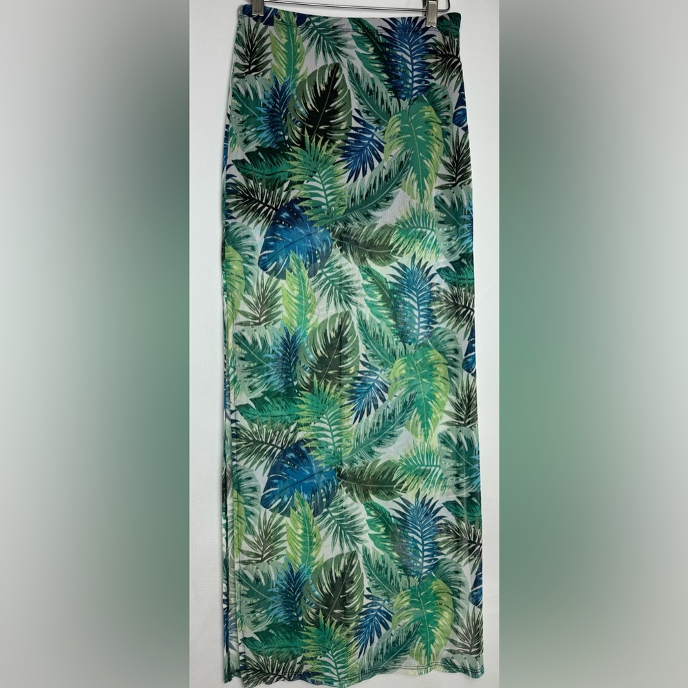 Fashion Nova Tropical Leaf Print Maxi Skirt bodycon fit M
NWOT